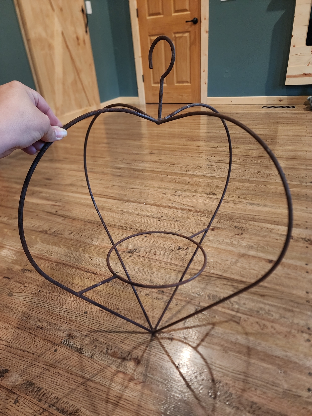 Heart-Shaped Metal Hanging Planter - Rustic Brown